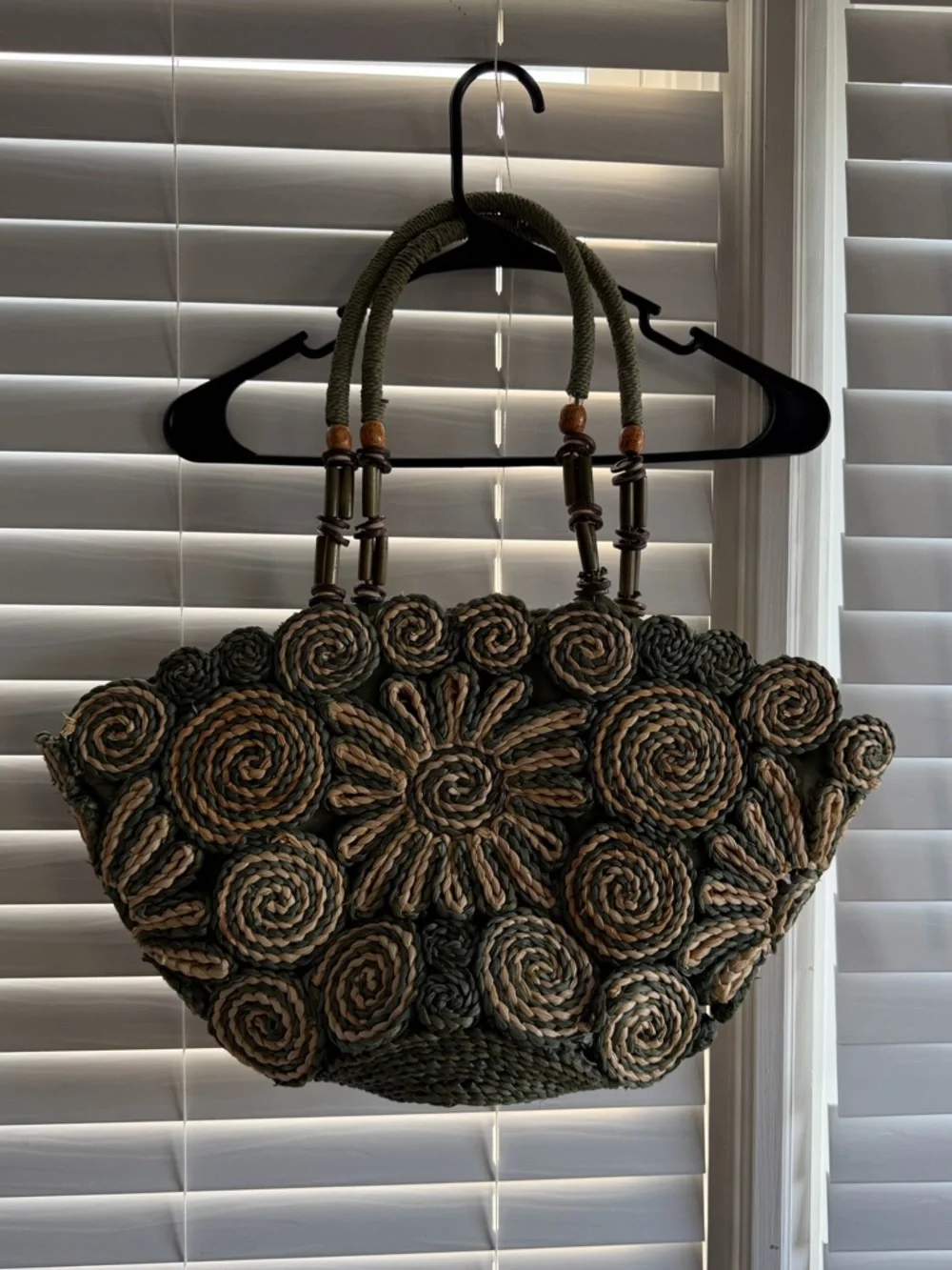 Sun N Sand Handwoven Floral Rope Tote in Olive Green and Natural ππ€ - Picture 4 of 7